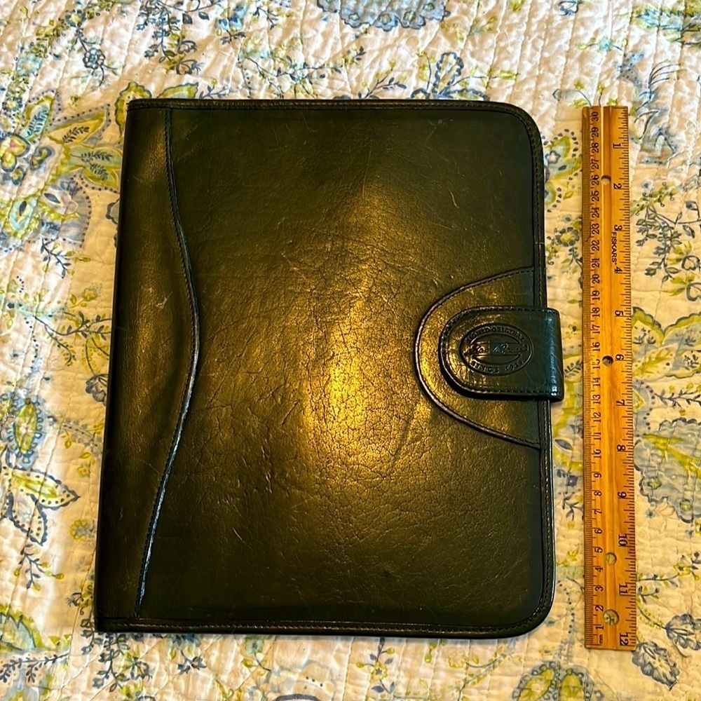 Vintage Eddie Bauer dark green leather tablet planner/case